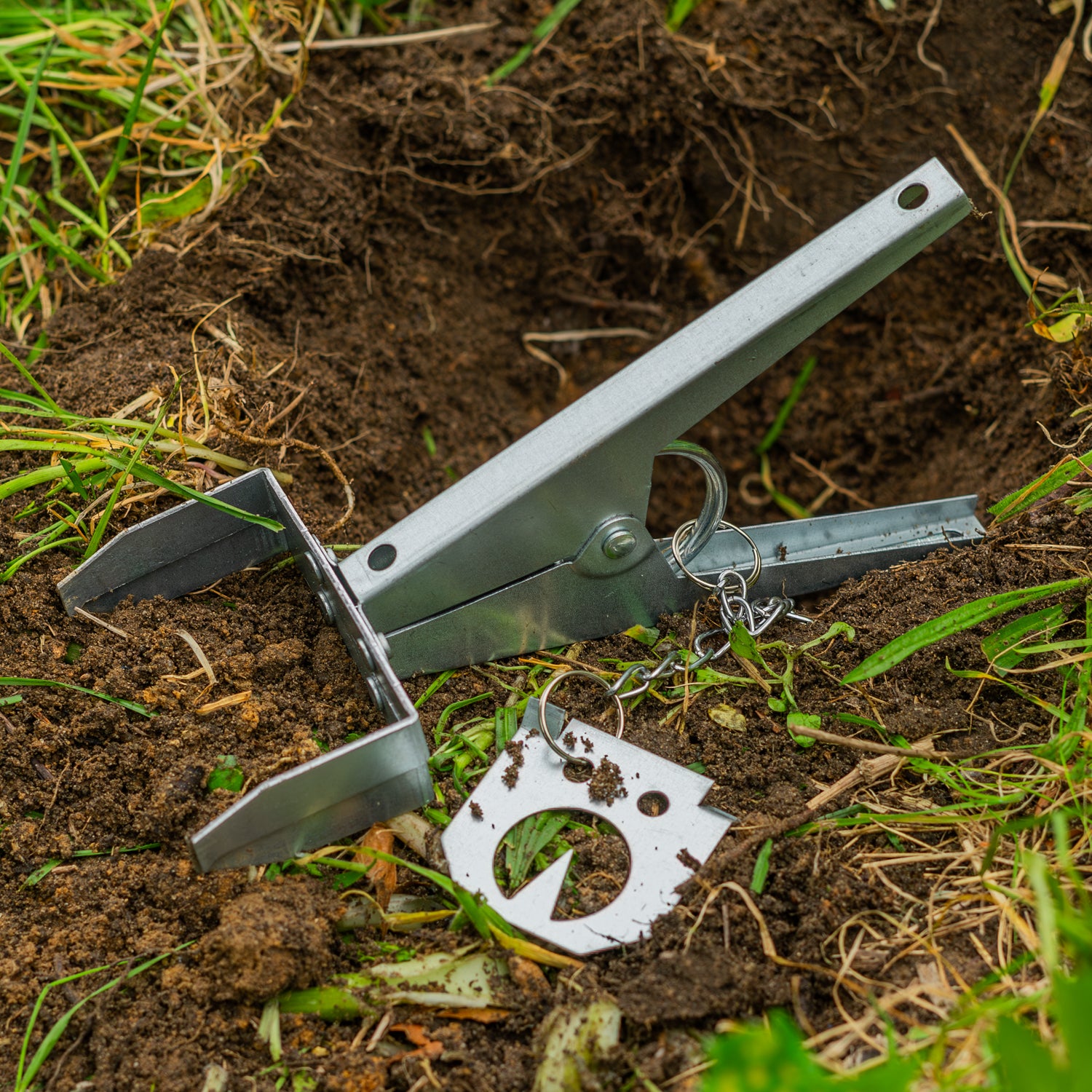 4 Pack of Woodside Heavy Duty Mole Claw Scissor Traps Fast Humane Kill