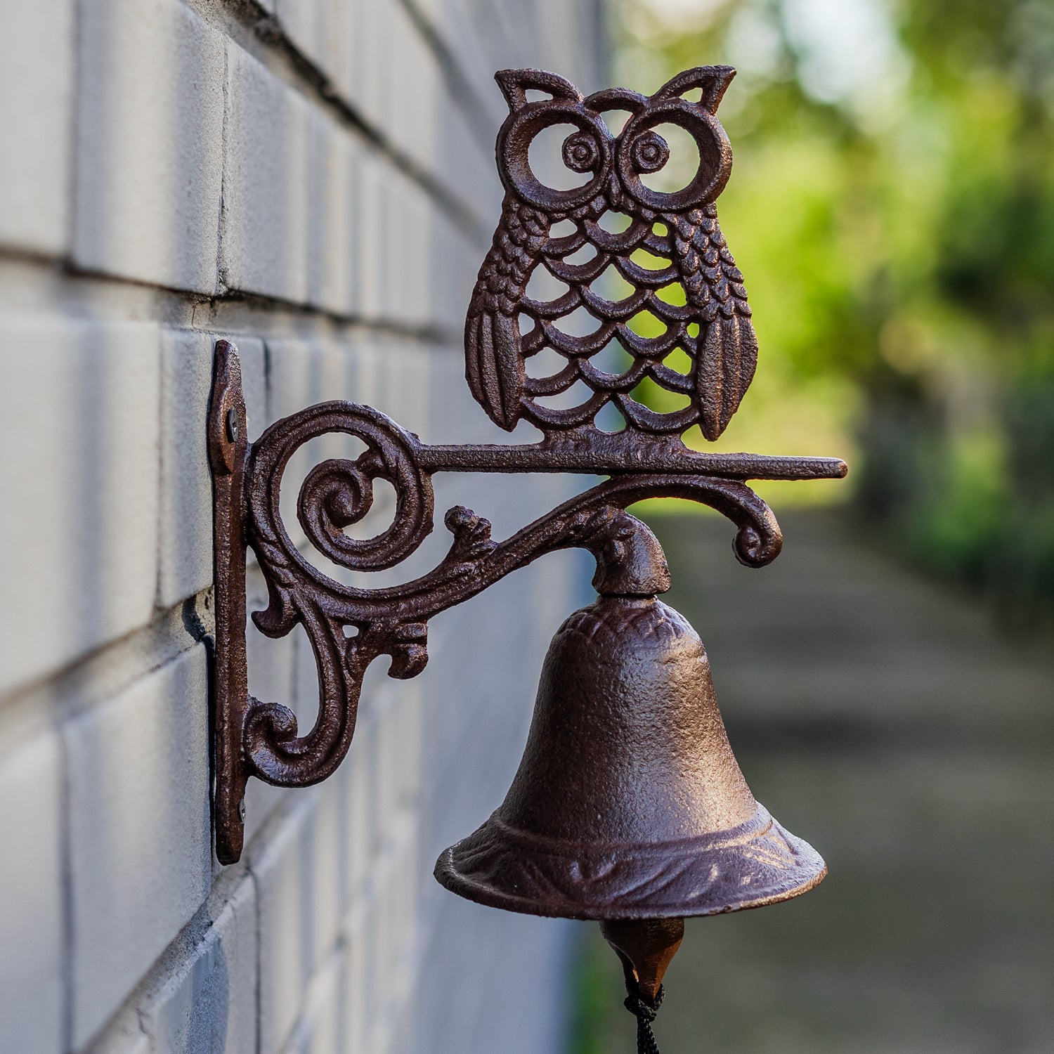 Woodside Cast Iron Wall Mounted Doorbell Vintage/Antique Design for Garden & Home