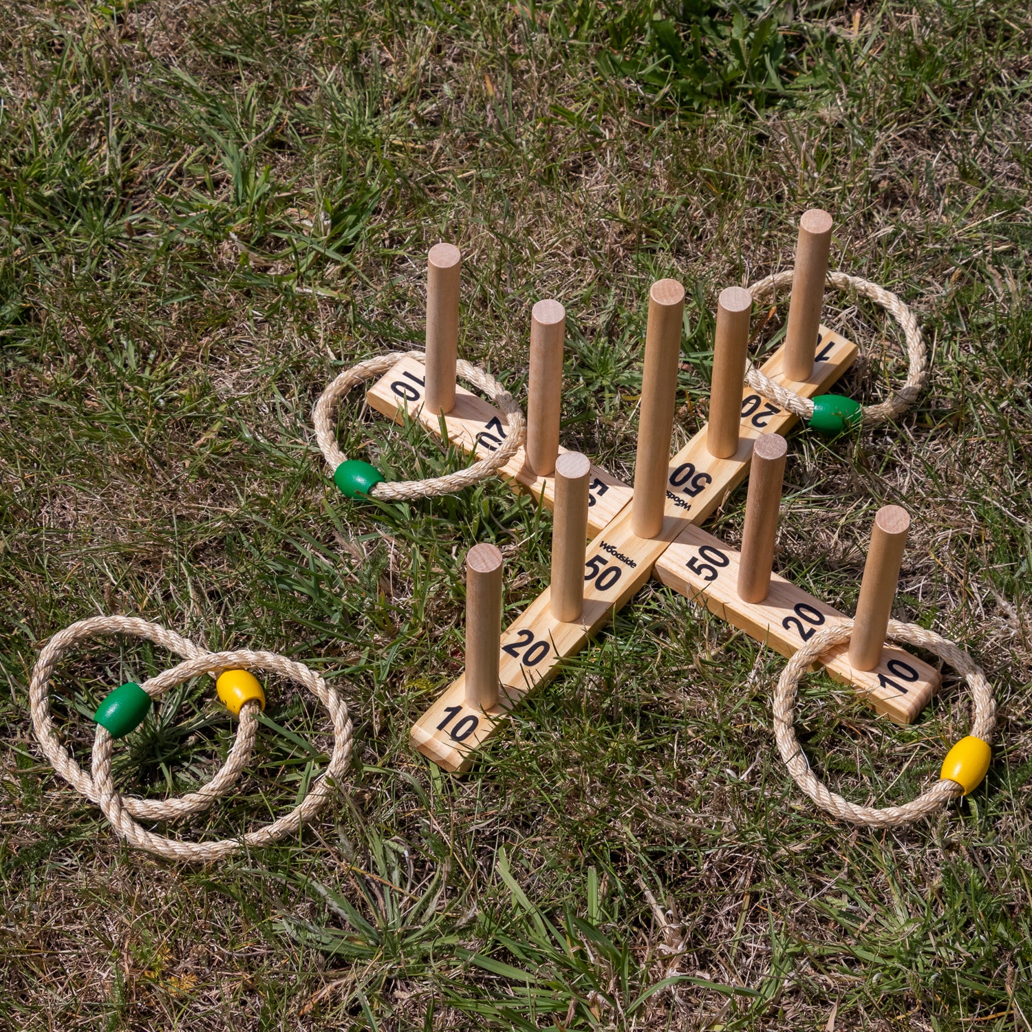 Woodside Garden Quoits Ring Toss Game, Outdoor Family Lawn Fun, 5 Rope 9 Pin