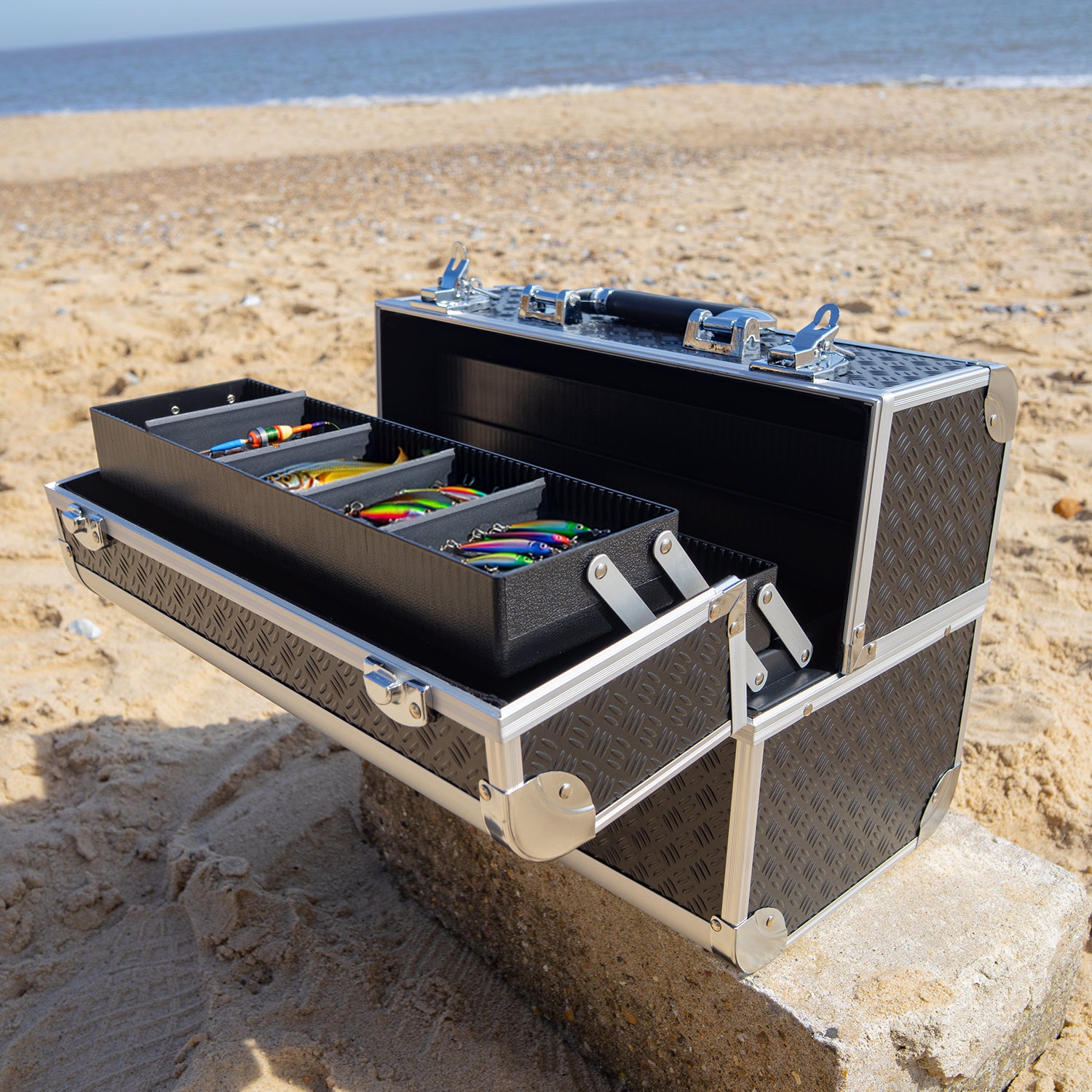 Michigan Heavy Duty Portable Fishing Bait/Tackle Storage Box with 23 Compartment
