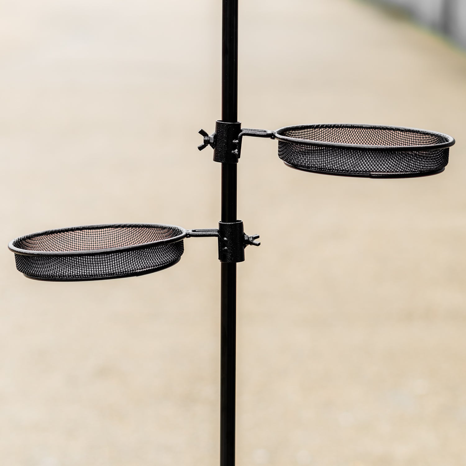 Woodside Mesh Bird Feeder Tray w/ Universal 22mm Pole Clamp Garden Seed/Nut Dish 2 Pack