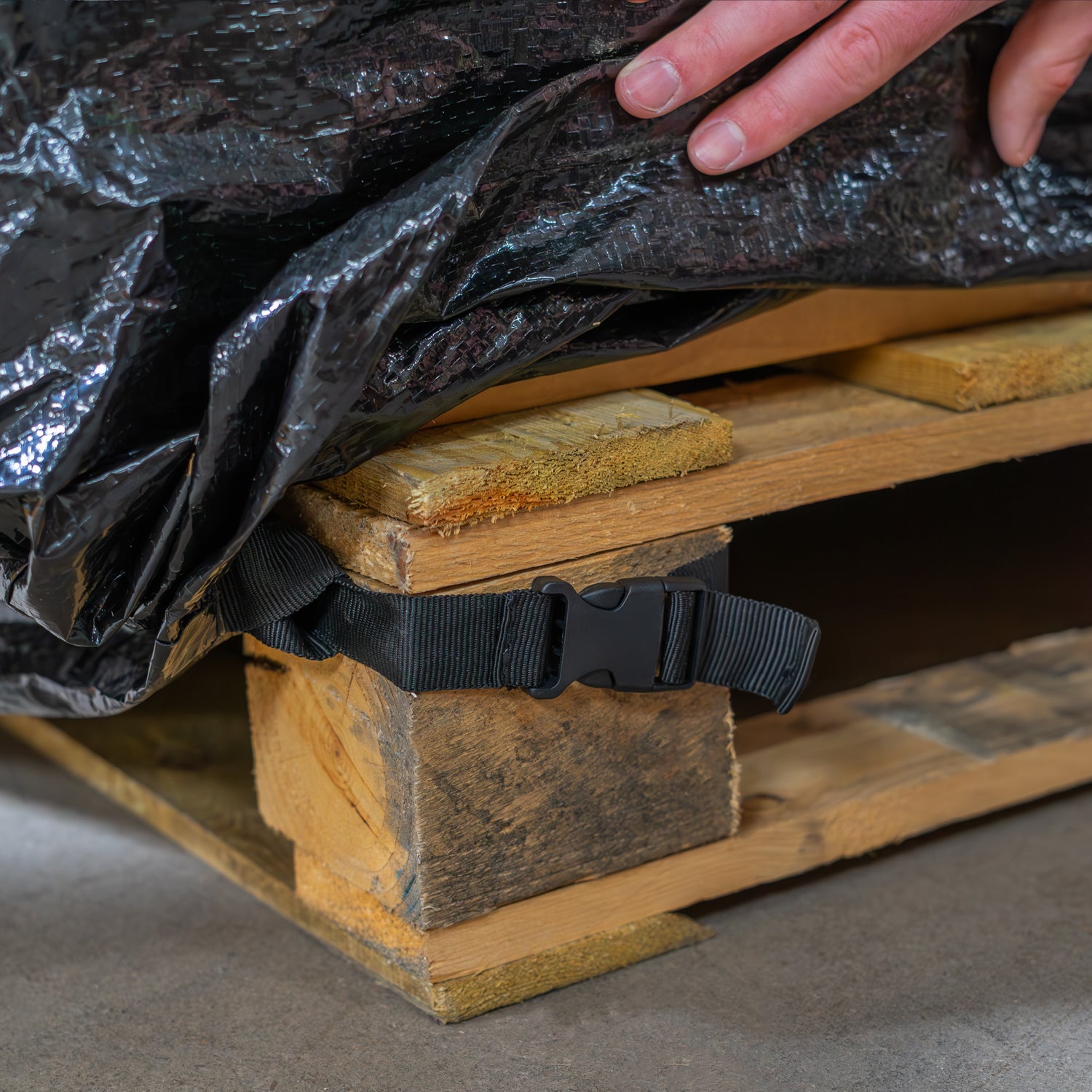 Woodside heavy-duty waterproof pallet storage cover, 145x145x155cm, outdoor protective tarp for weather protection.