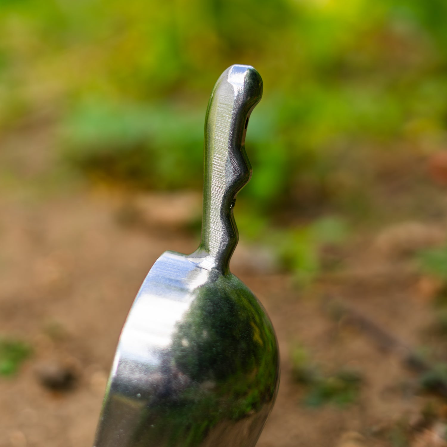Woodside heavy-duty aluminium potting shovel, pet and bird feed scoop, and seed dispenser.