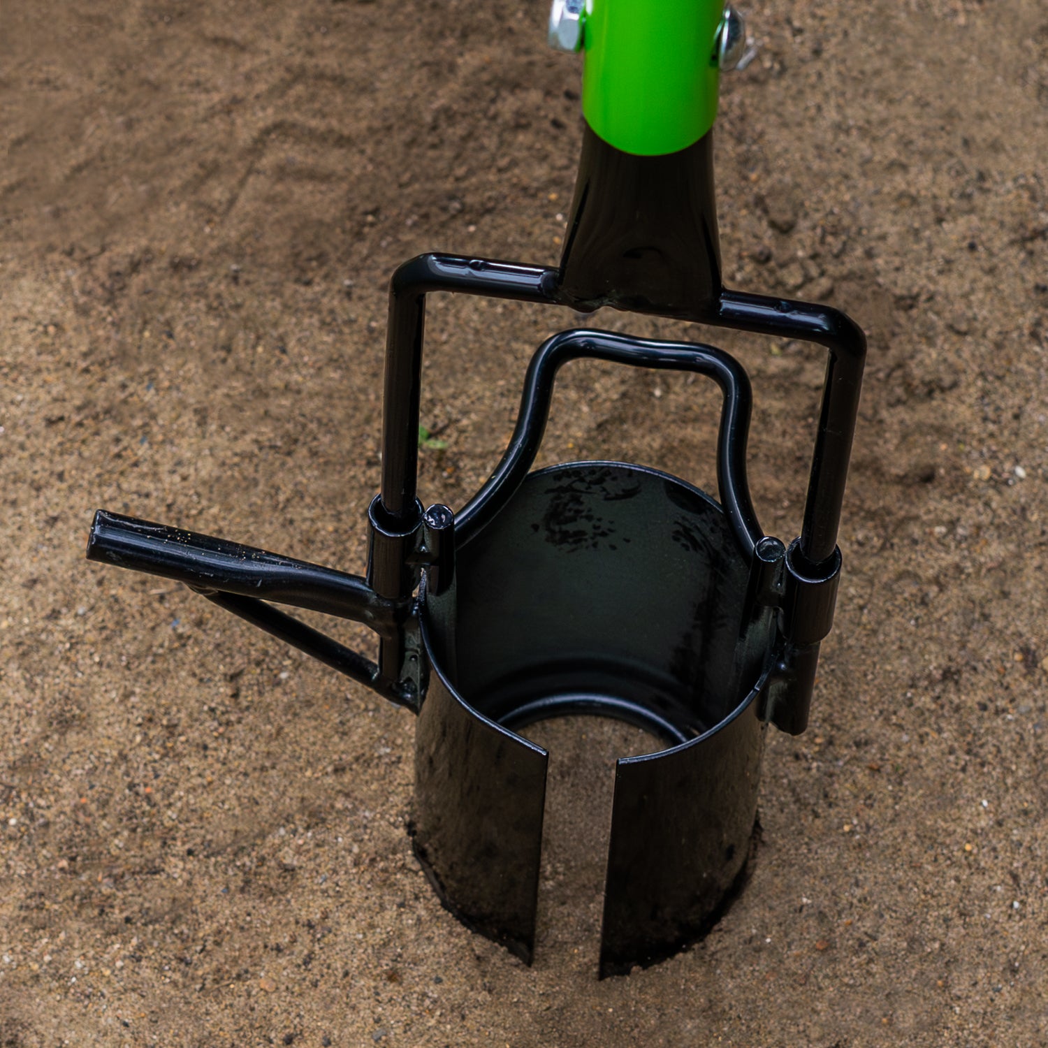 Woodside Long Handle Bulb Planter – Upright Garden Planting Tool