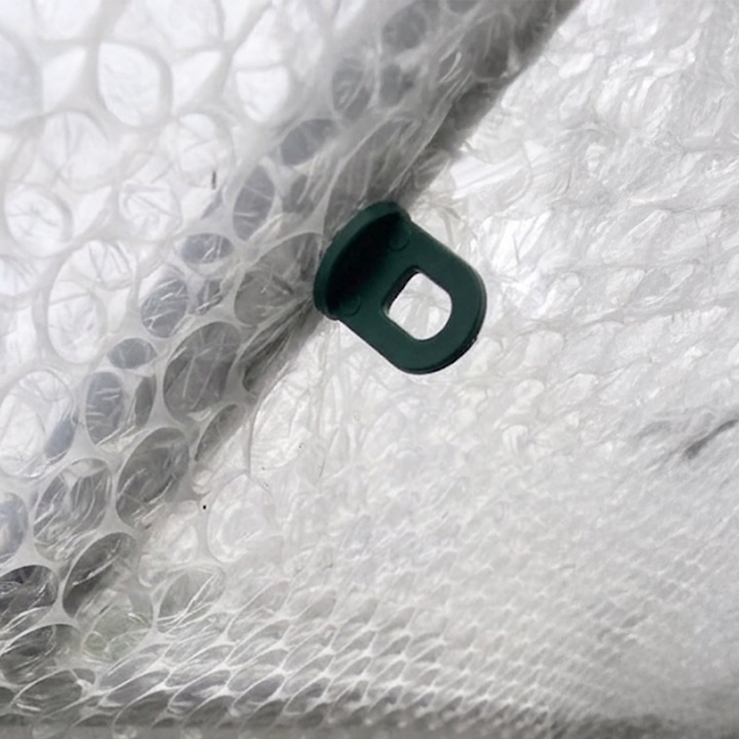 Woodside 120 Pack Greenhouse Twist Clips | Heavy Duty Nylon Greenhouse Accessories