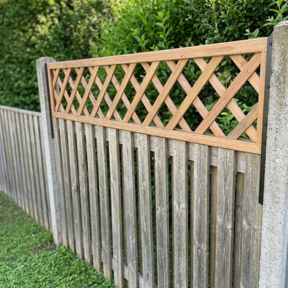 Woodside Black Fence Trellis Extension Arms 20 Pack | 240 Screws Included