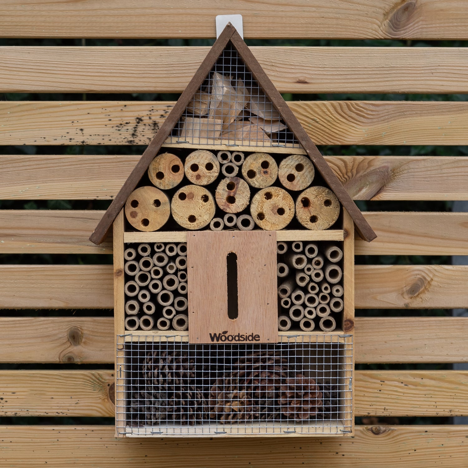 Woodside Wooden Insect Bee House Natural Wood Bug Hotel Shelter Garden Nest Box