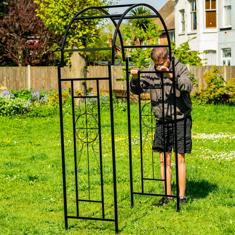 Woodside Northwold Metal Garden Arch, Traditional Decorative Archway for Paths/Entrances