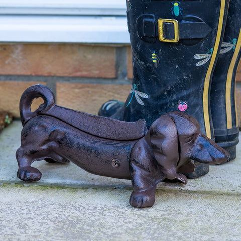 Woodside Outdoor Garden Cast Iron Boot/Welly Novelty Sausage Dog Mud Scraper