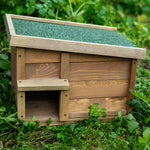 Woodside Hedgehog House & Natural Straw Bedding Kit – Complete Hedgehog Hibernation Shelter