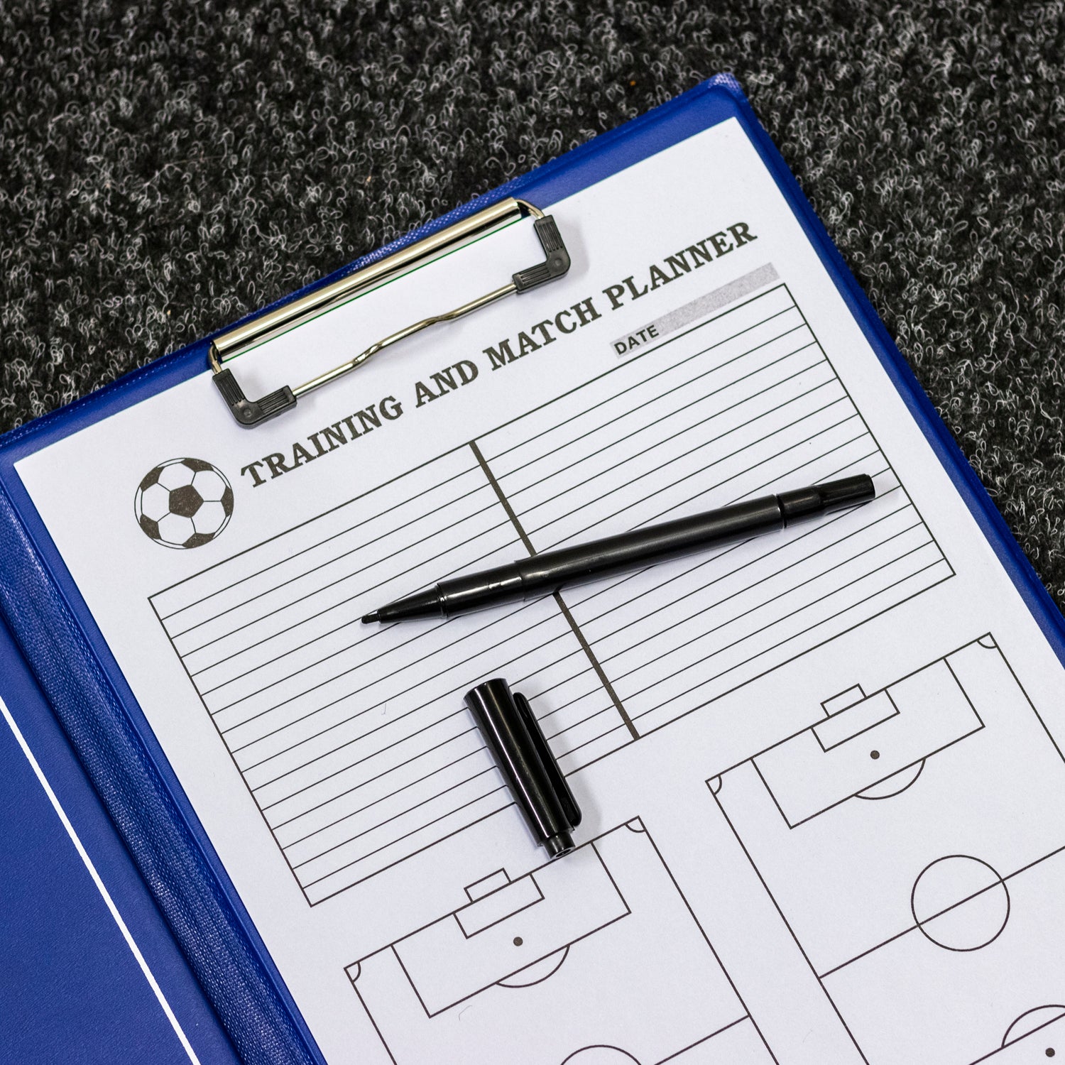 Wollowo A4 Magnetic Football Coaching Board/Tactics Folder With Pen & Paper