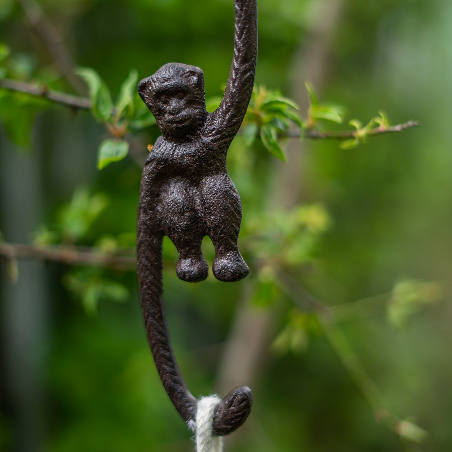 Woodside Cast Iron Decorative Indoor/Outdoor Garden Monkey Bird Feeder S Hooks Pack of 2